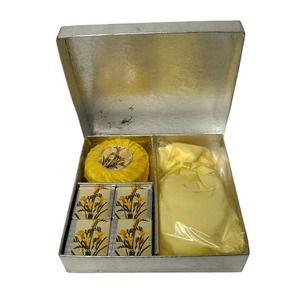 Vtg Bioessence Soap Savon Collection Bath Cubes FREESIA Ducair Gift Box 1970s